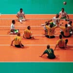 descubre las principales diferencias entre cachibol y voleibol como deporte