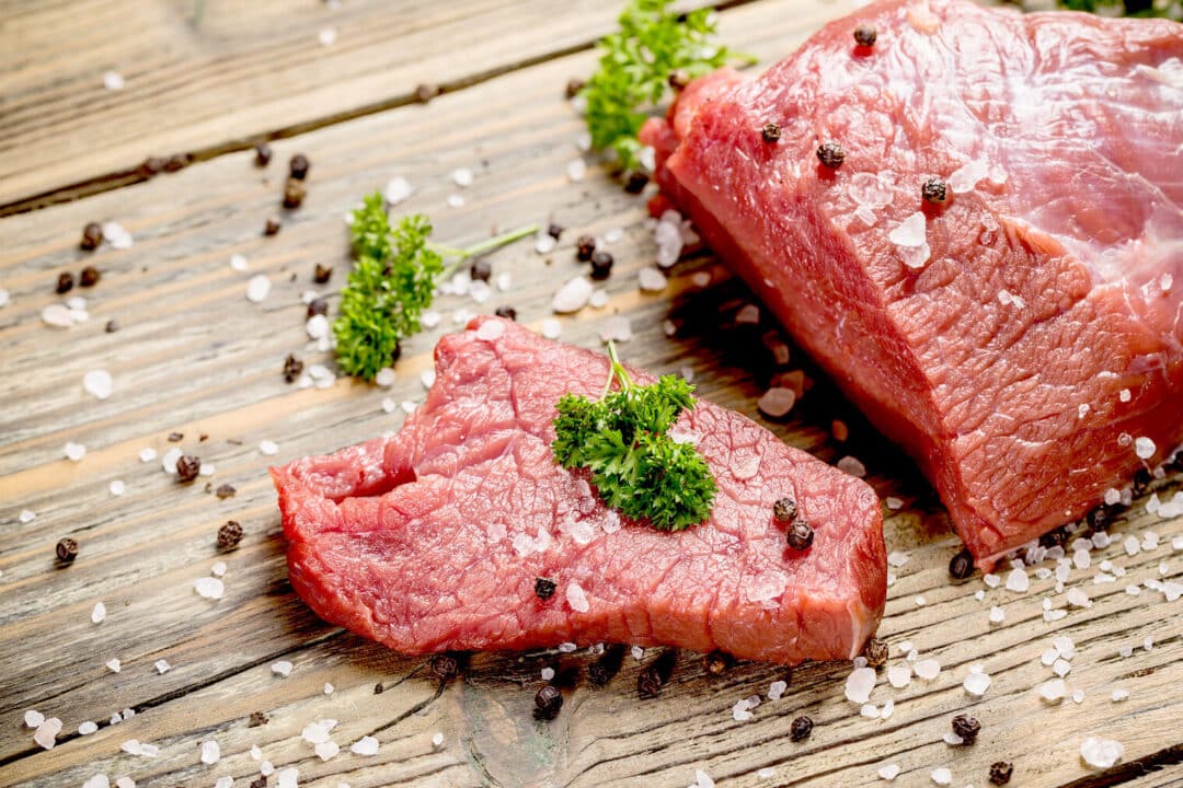 diferencias clave entre carne cruda y cocida caracteristicas seguridad y beneficios